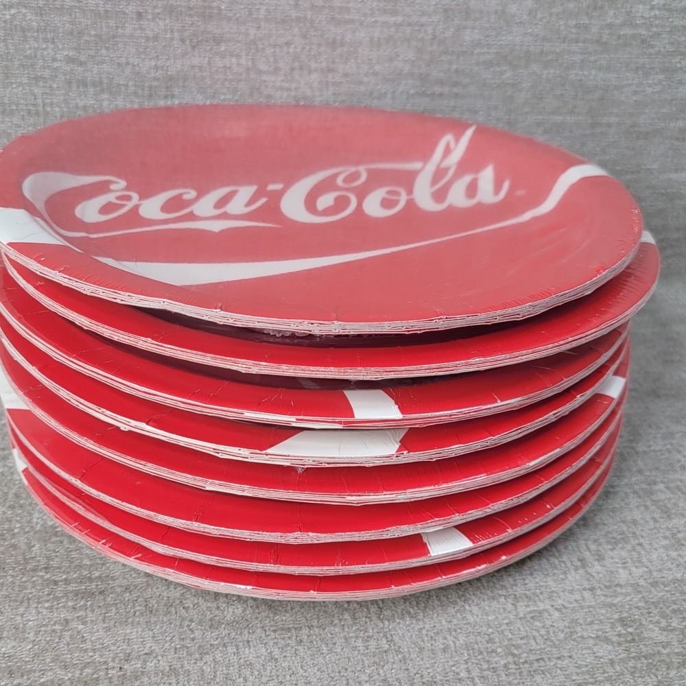 Vintage Coca Cola Logo 8 3/4" Paper Plates SEALED Set of 8 Made in USA - Picture 3 of 9